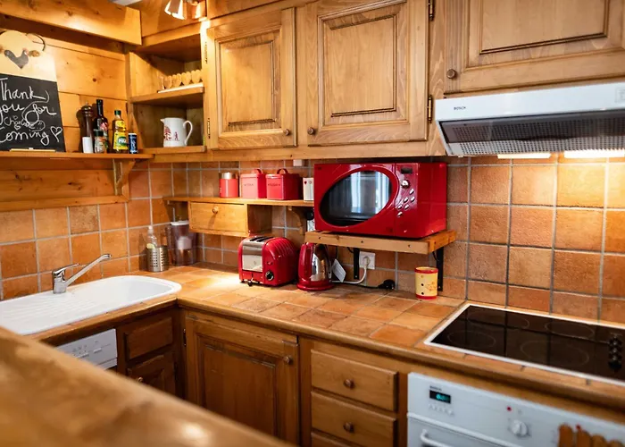 Lägenhet Warm 2-bedroom Near The Tourist Office