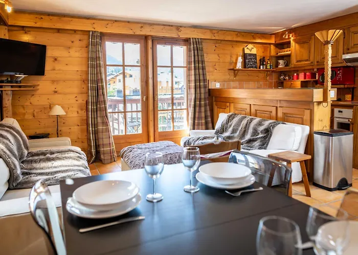 Warm 2-bedroom Near The Tourist Office * Megève